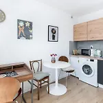 Mochnaniec Comfort Studio